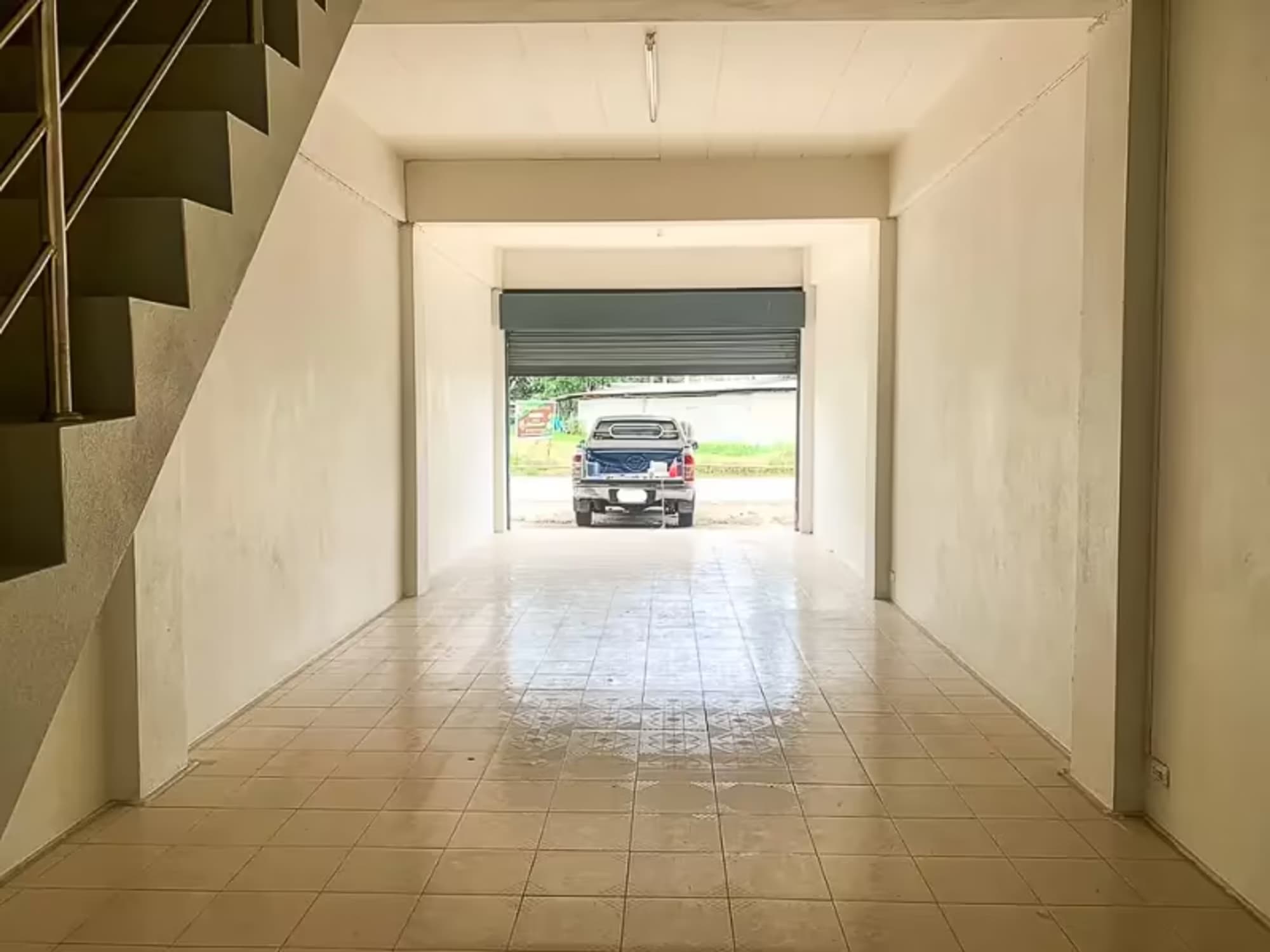 2 Bedroom House - Image 11
