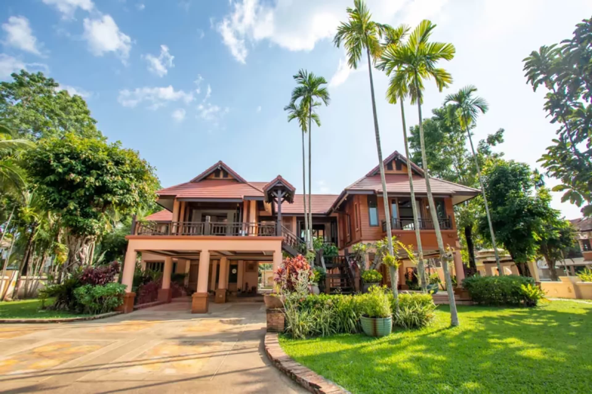4 Bedroom House - Image 11