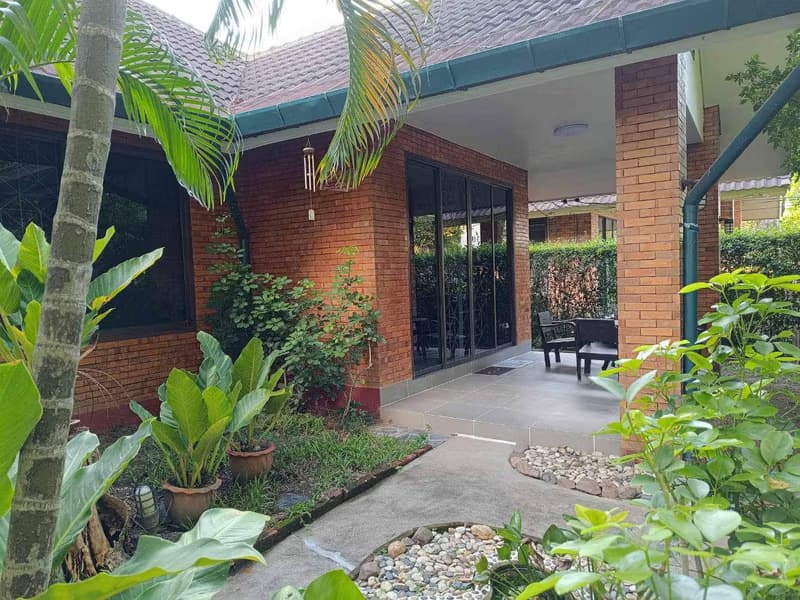House for Rent in San Phak Wan, Hang Dong.