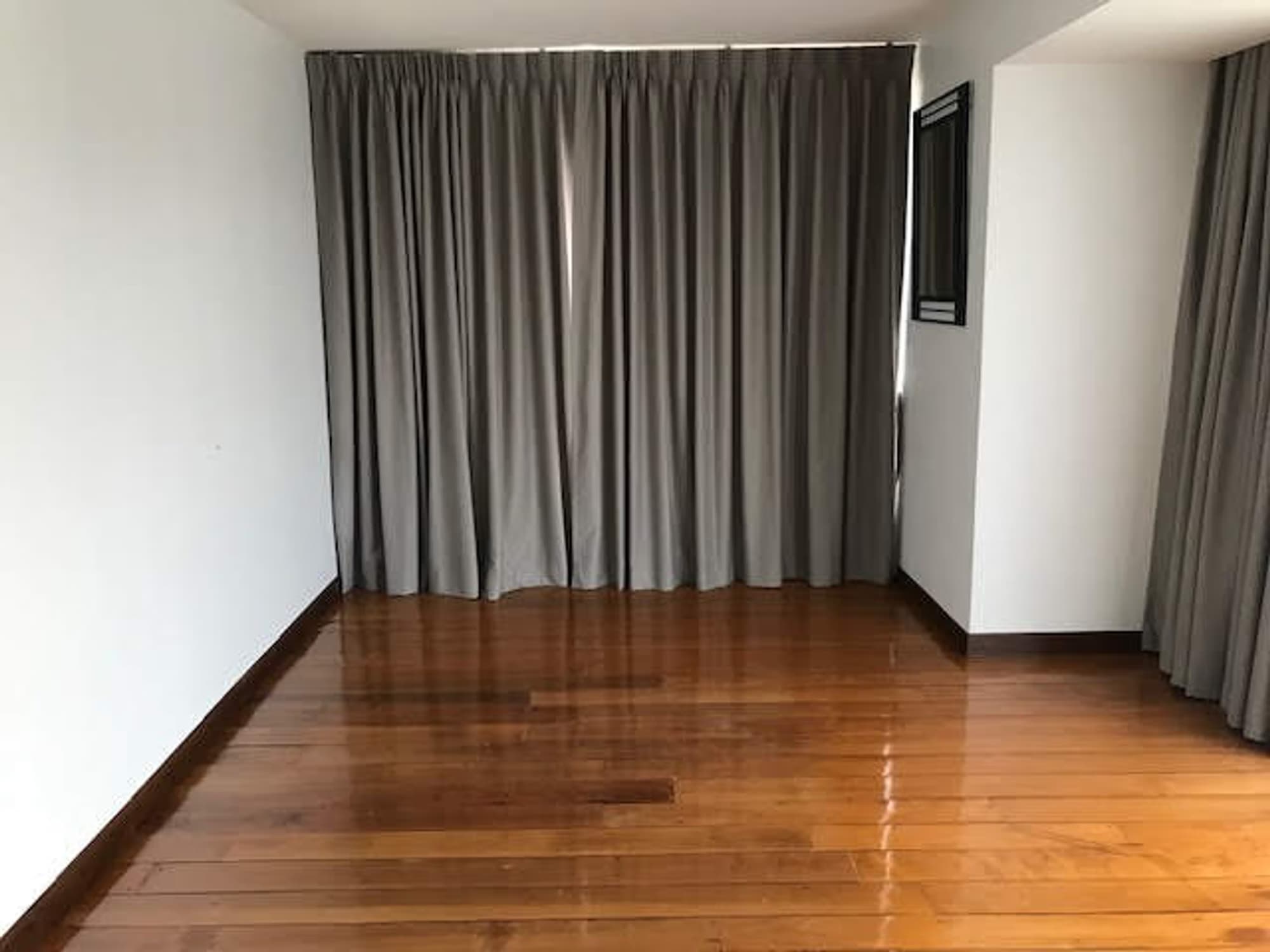 3 Bed Condo for Sale  Near Asok BTS - Image 12