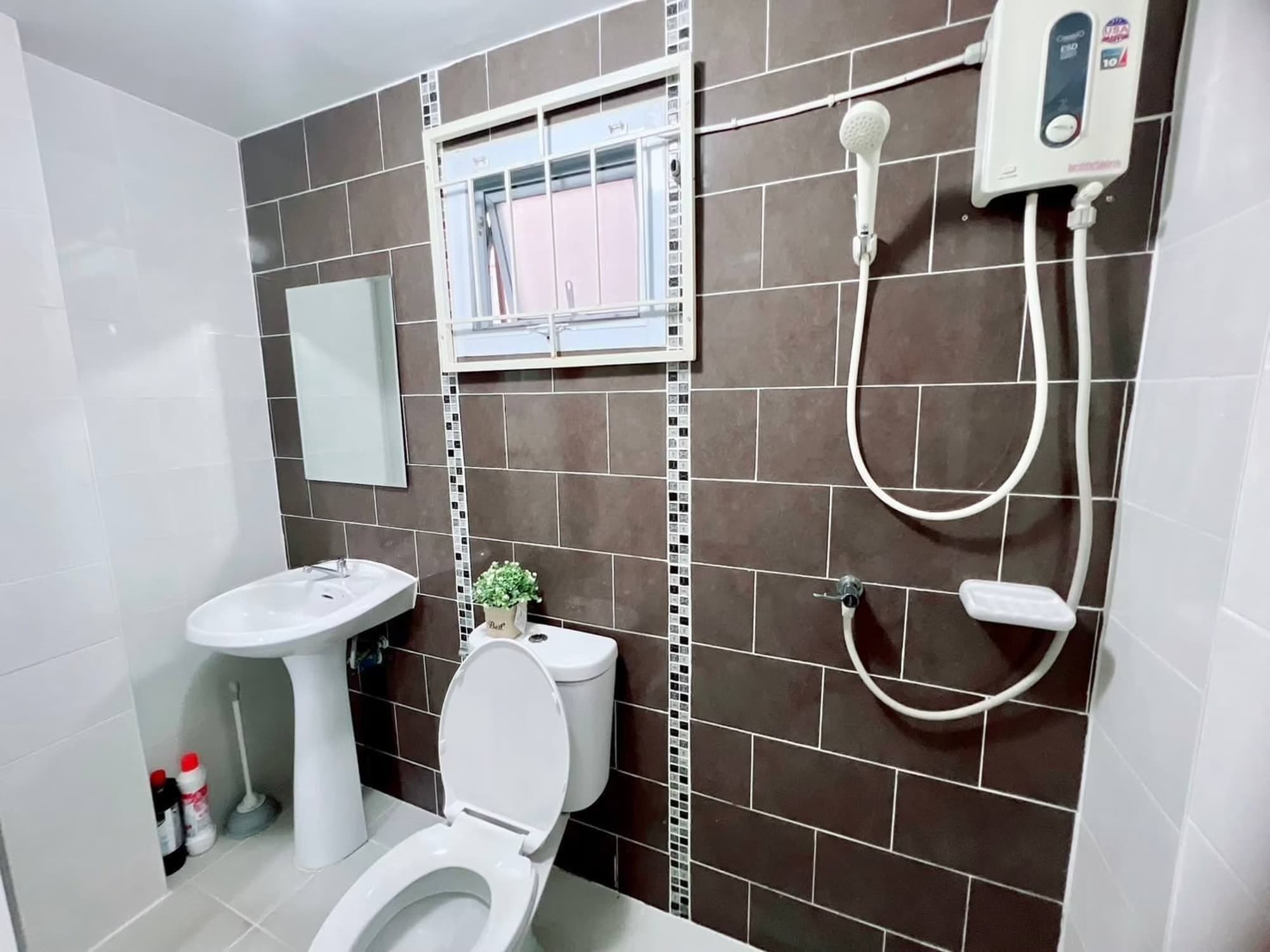 3 Bed House for Sale in Saraphi District - Image 11