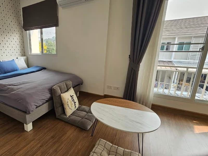 3 Bed Townhouse for Rent in San Kamphaeng