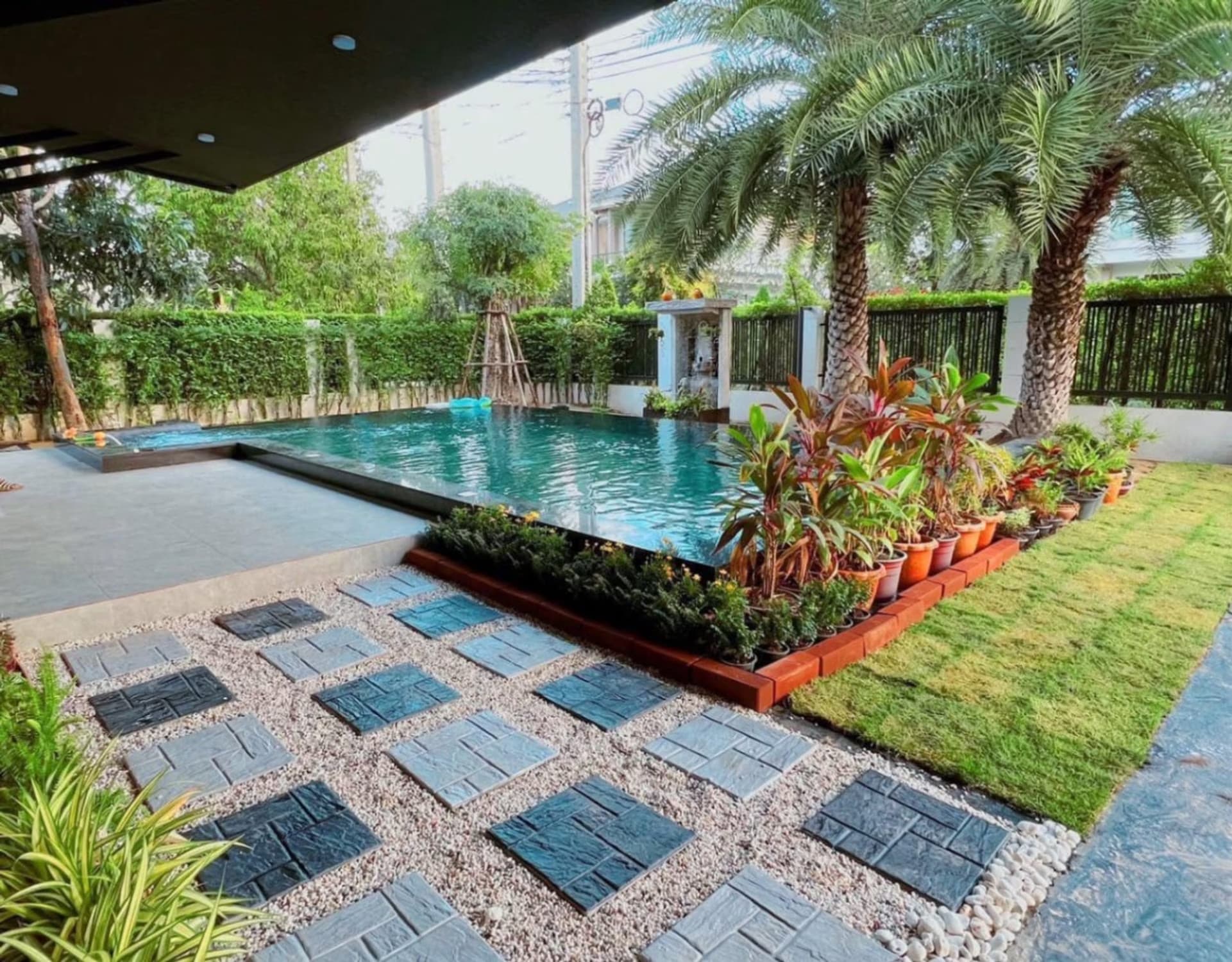 5 Bed House for Sale in อำเภอบางพลี - Image 2