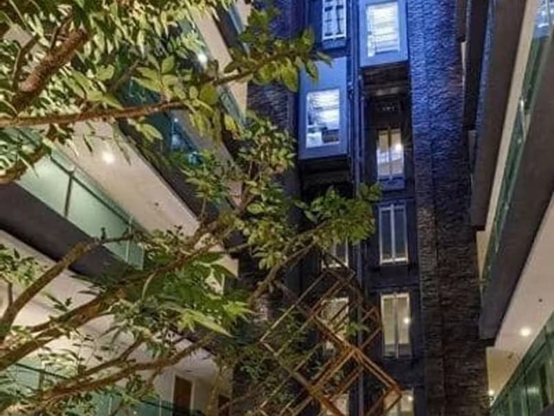 Condo for Sale, Sale w/Tenant at Starhill Condo