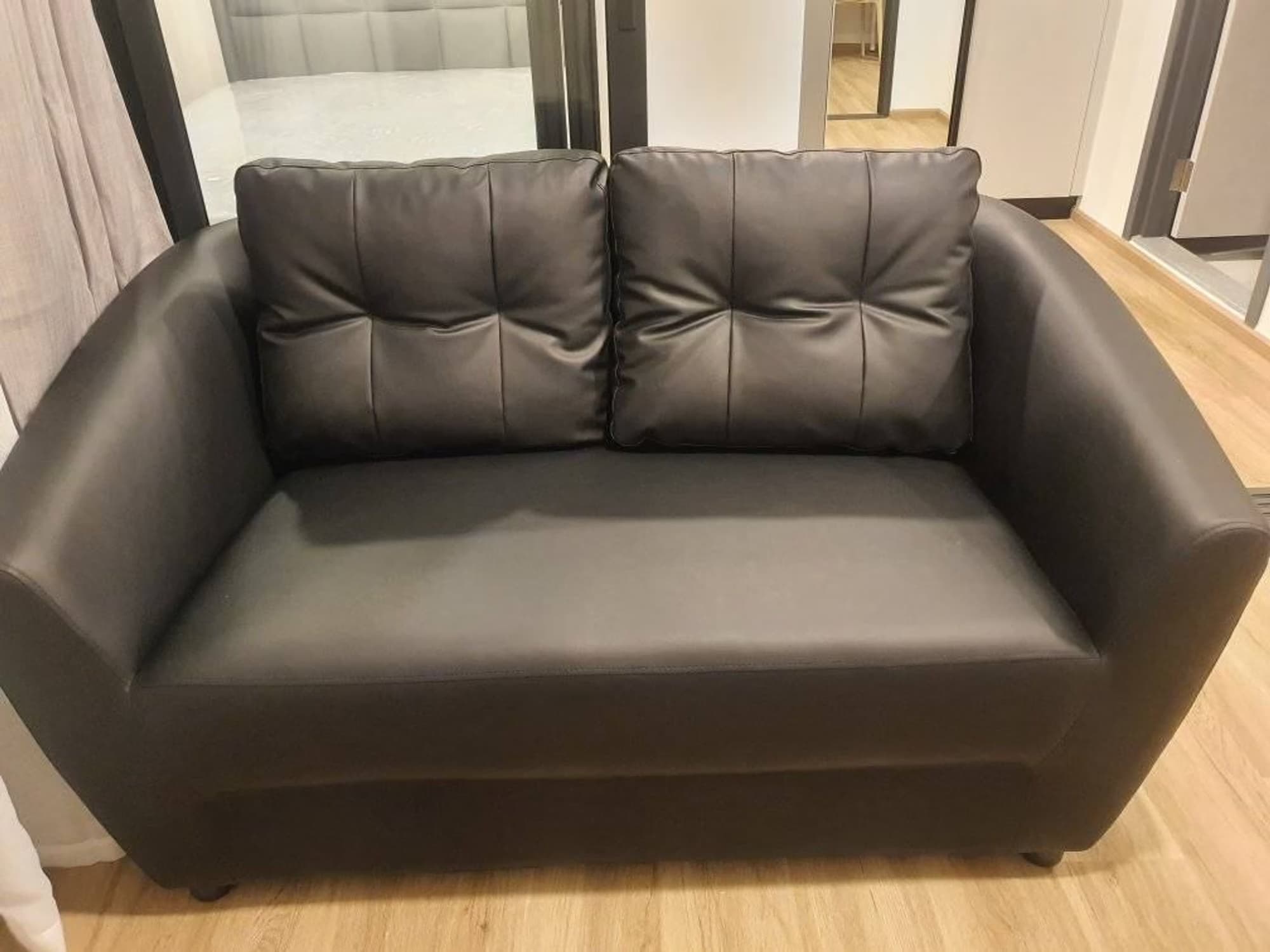 1 Bed Condo for Rent in Huai Khwang - Image 4