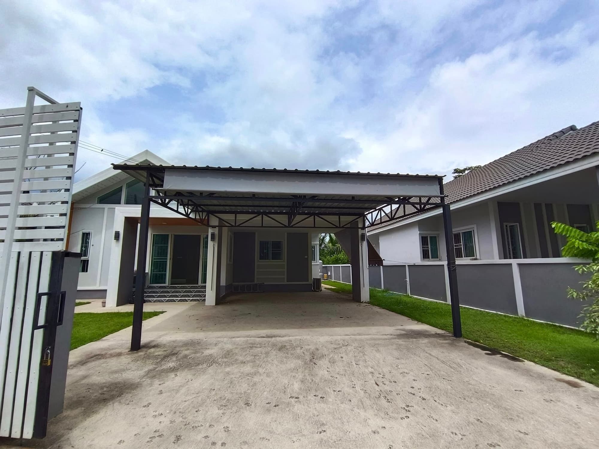 3 Bed House for Rent in Hang Dong - Image 1