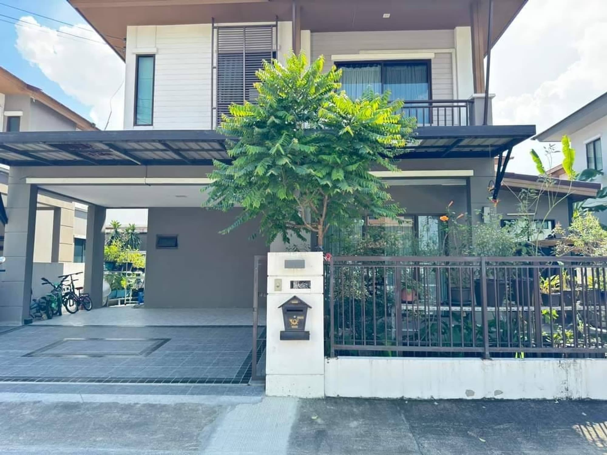 House for Sale at Pruksaville 73 Phatthanakan. - Image 1