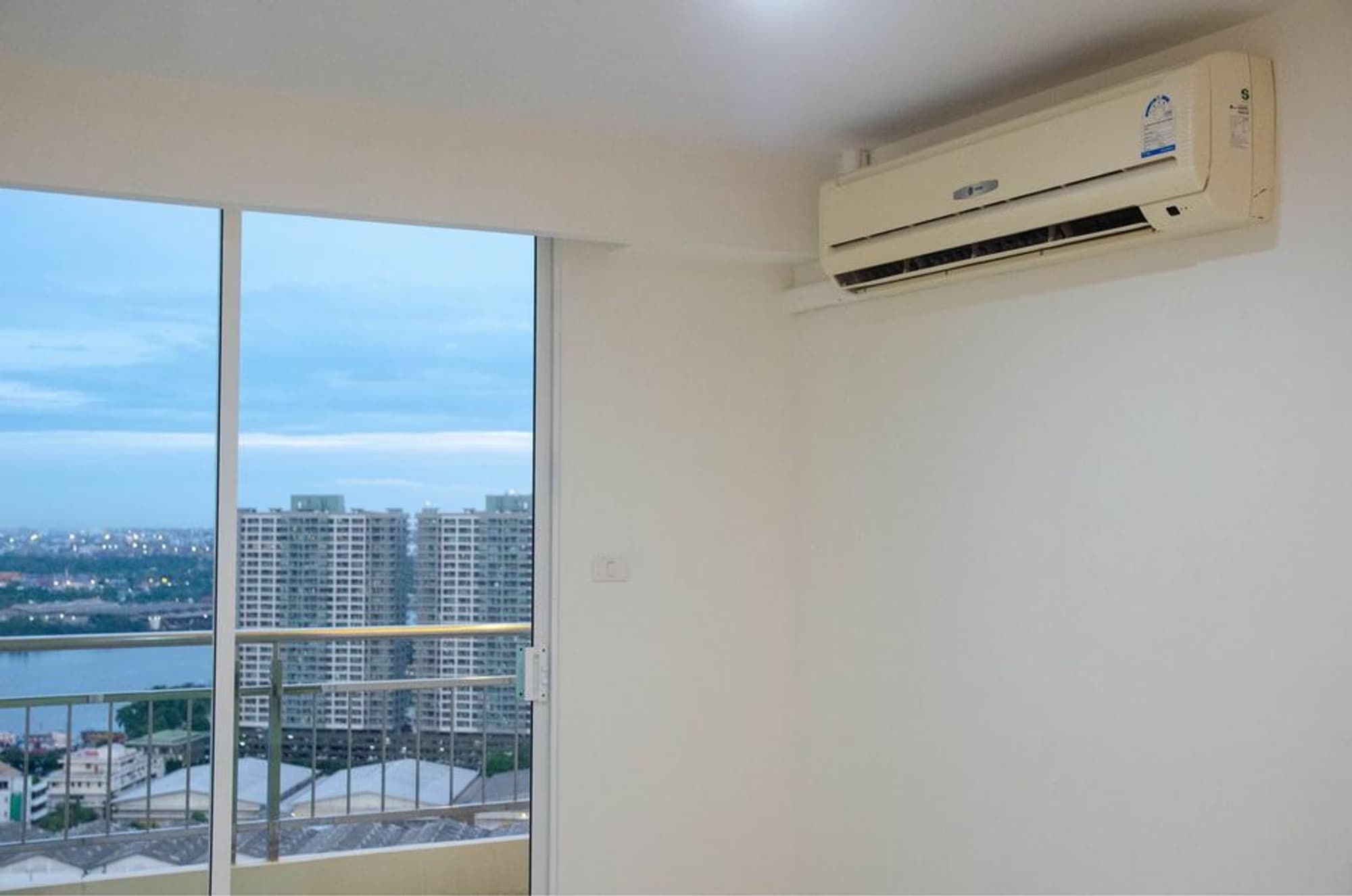 null ห้องนอน Condo สำหรับ ขาย ใน ยานนาวา - Image 2