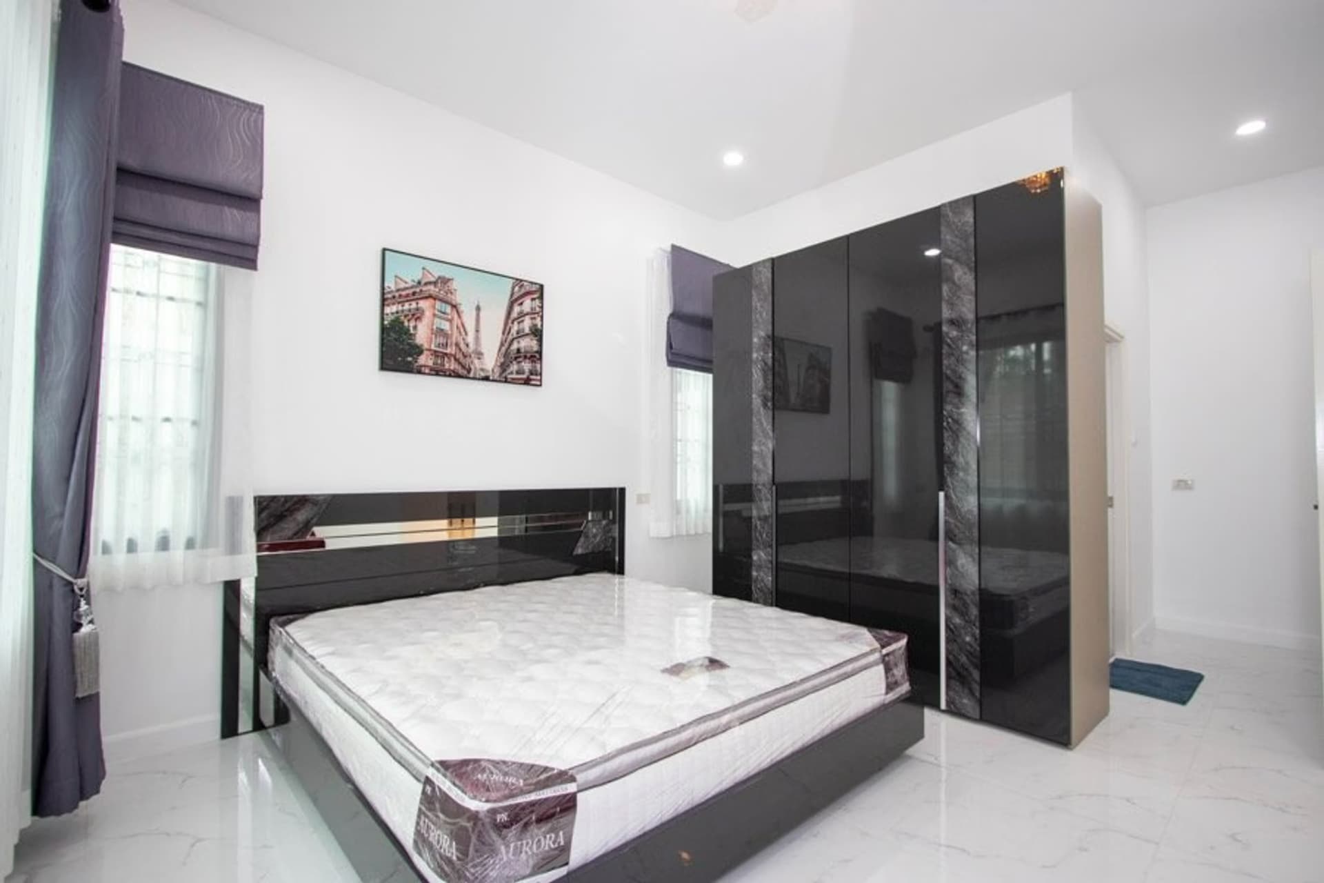 2 Bed House for Rent in Mueang Chiang Mai - Image 9