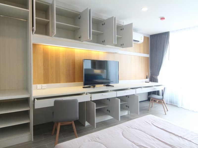 null Bed Condo for Rent  Near Surasak BTS