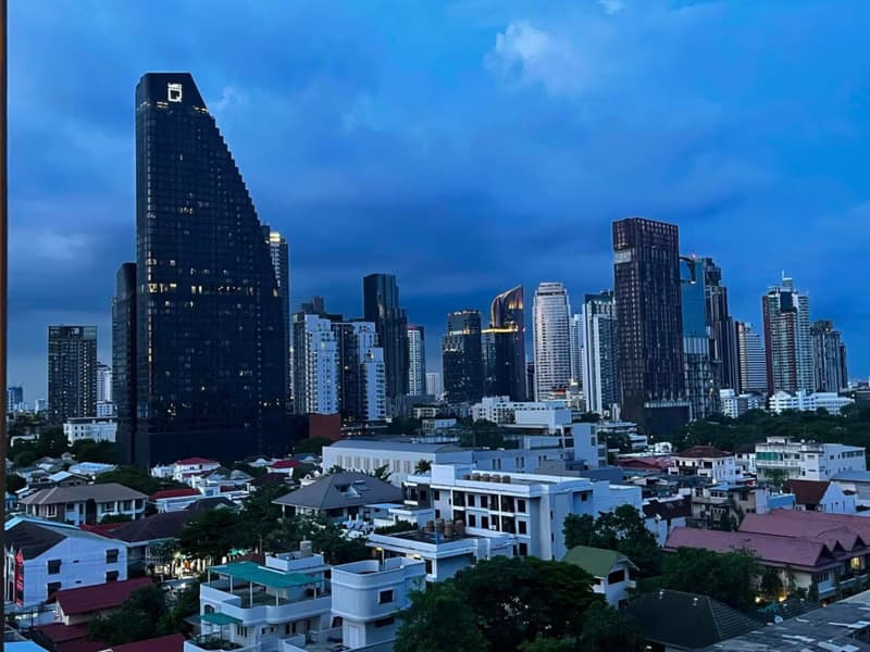 2 Bed Condo for Rent in Khlong Toei