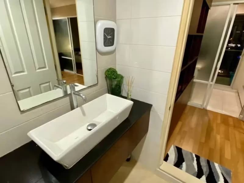 1 Bedroom Condo