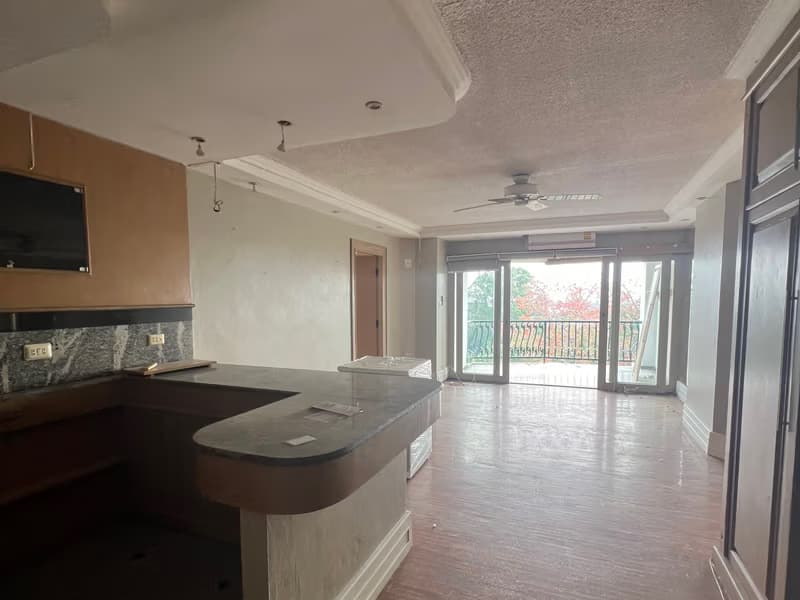 Condo for Sale at Hillside 4