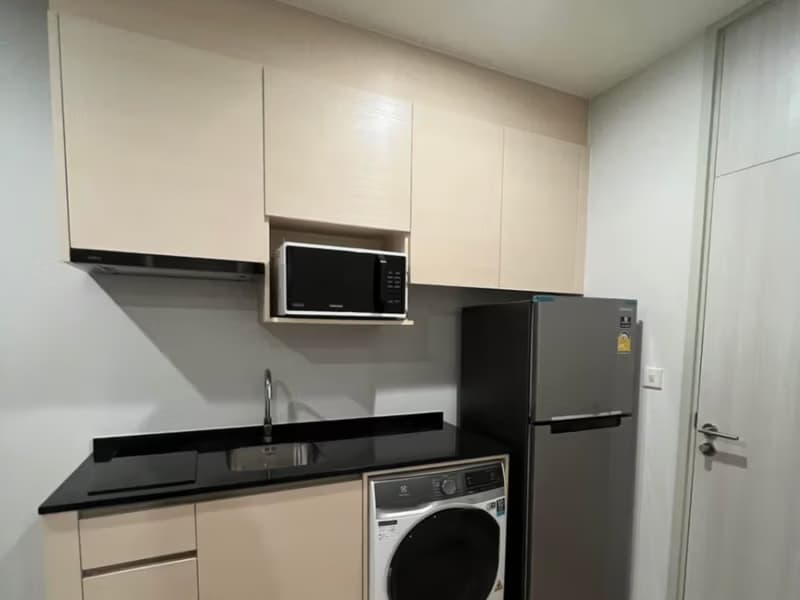2 Bed Condo for Rent in Huai Khwang