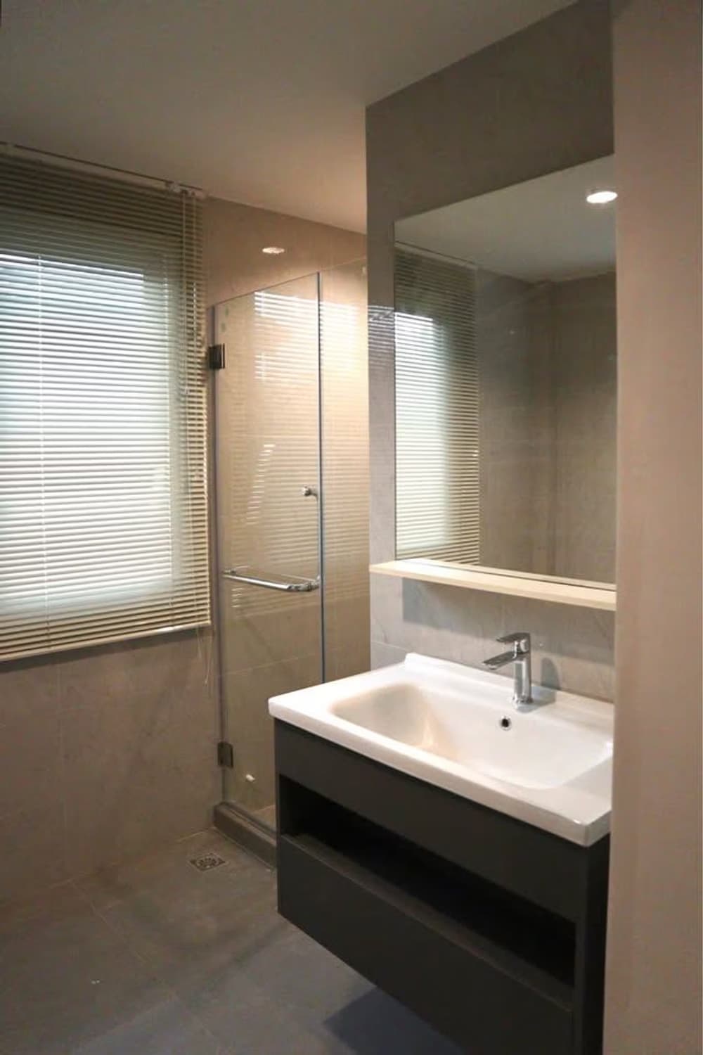 3 Bed House for Rent in Bang Phli - Image 11