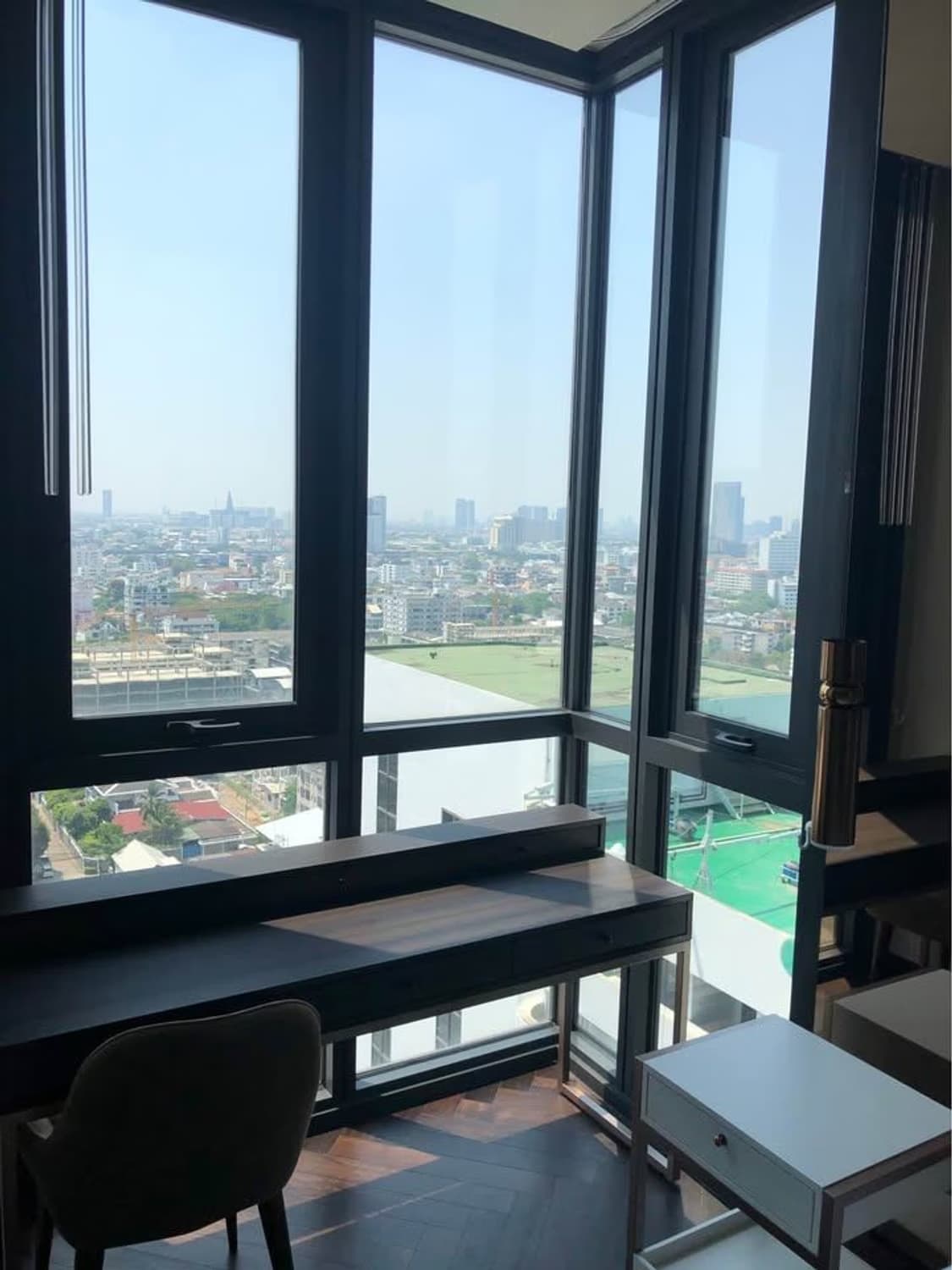 1 ห้องนอน คอนโด สำหรับ จำหน่าย ใน Phaya Thai - Image 4
