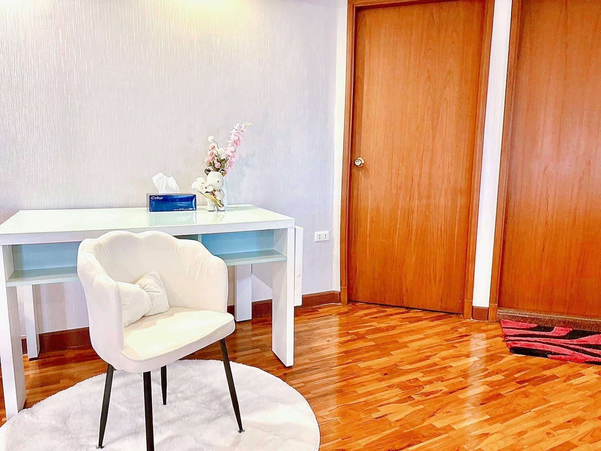 4 Bedroom Condo for Rent/Sale at Hillside 4 - Image 14