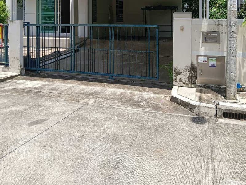 3 Bed House for Rent in undefined