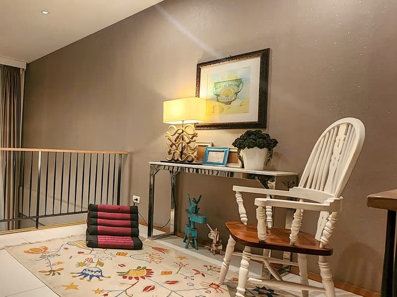 Condo for Sale at The Empire Place
