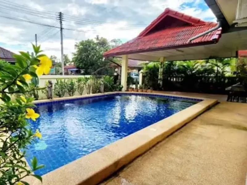 2 Bedroom House