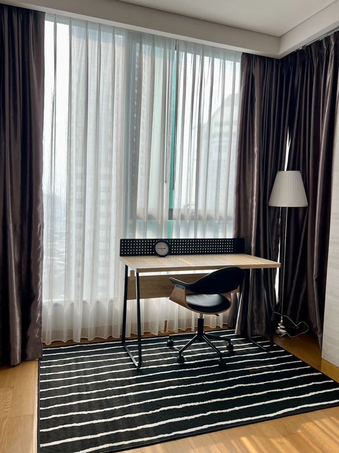 Condo for Rent at The Lumpini 24 - Image 14