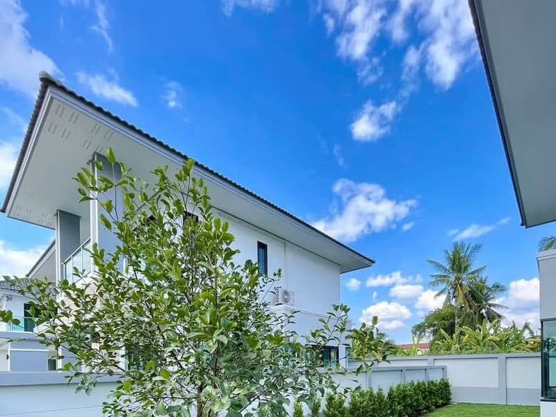 3 Bed House for Rent in San Sai