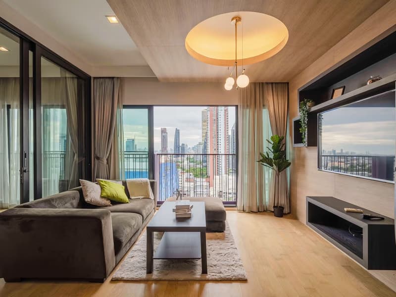 Condo for Sale at Noble Reveal