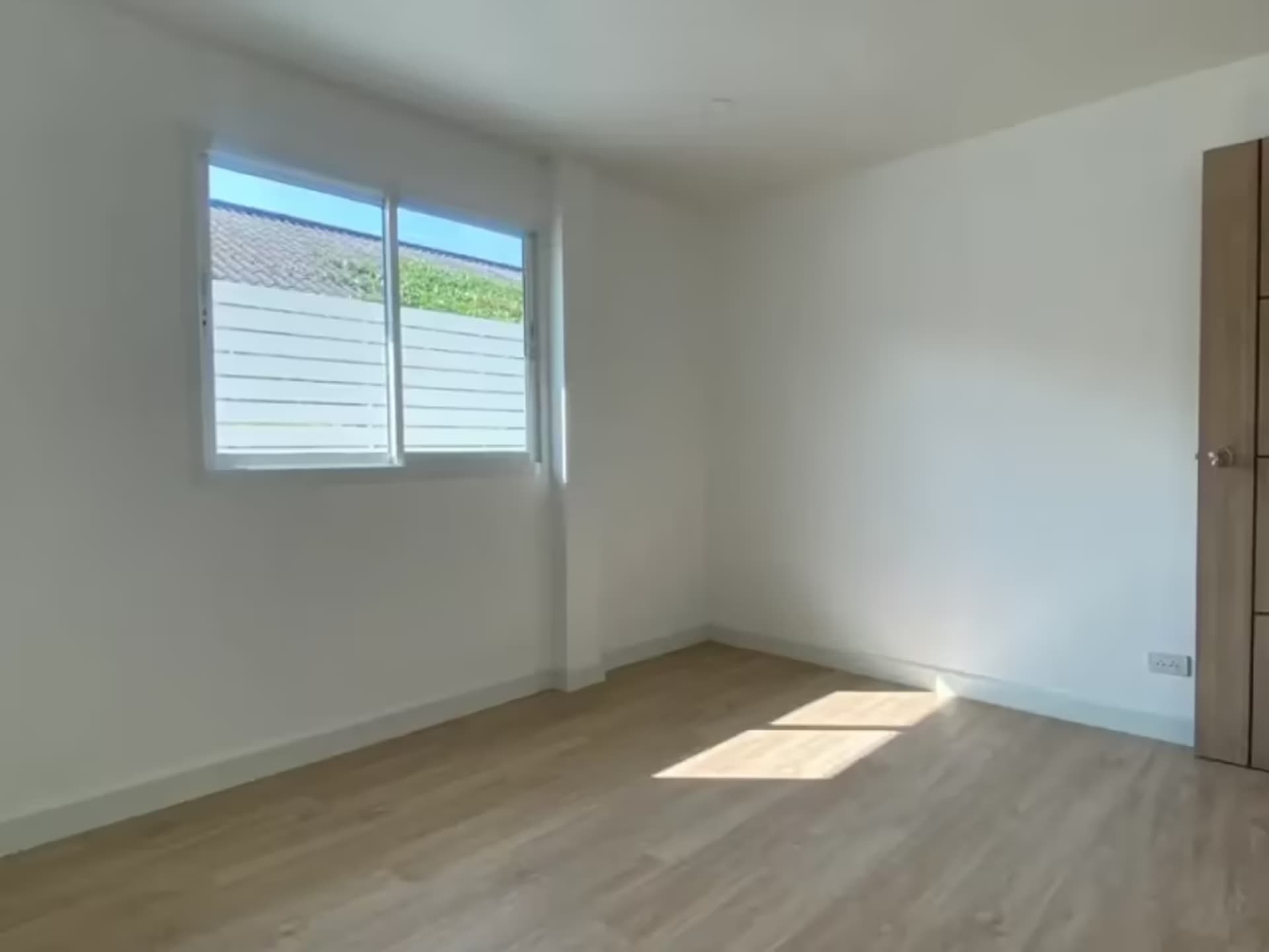 3 Bedroom House - Image 9