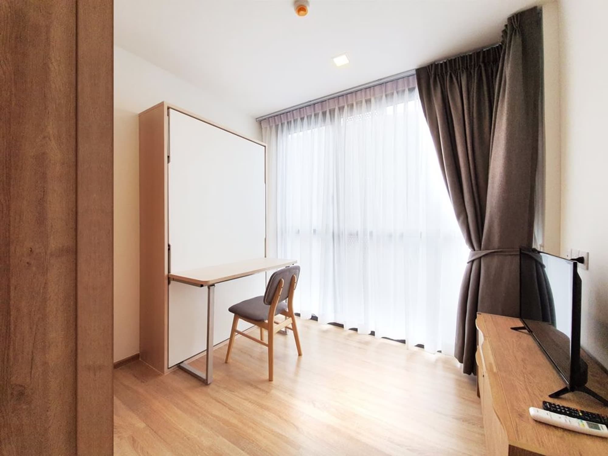  - Image 7