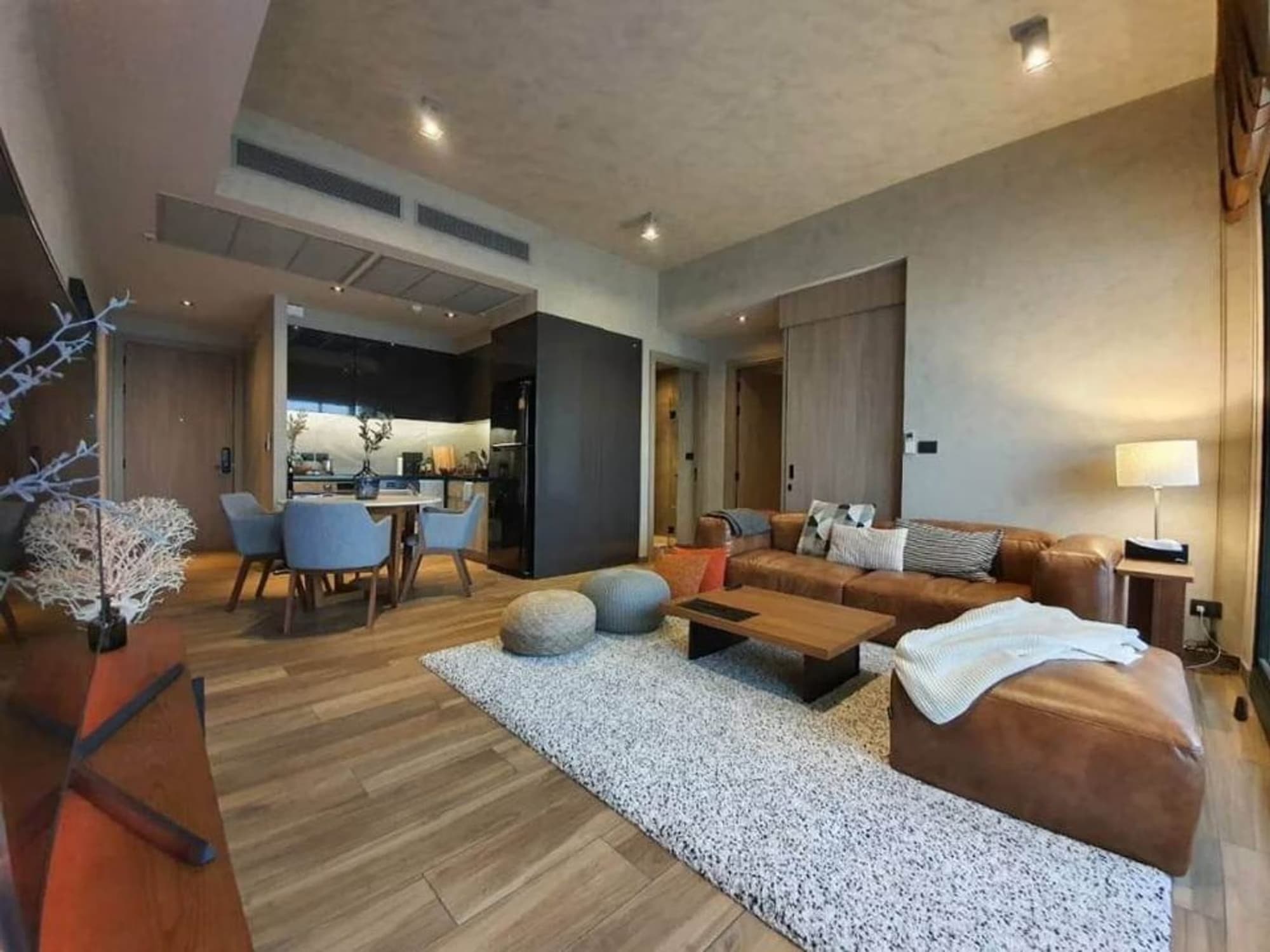 2 Bedroom Condo - Image 1