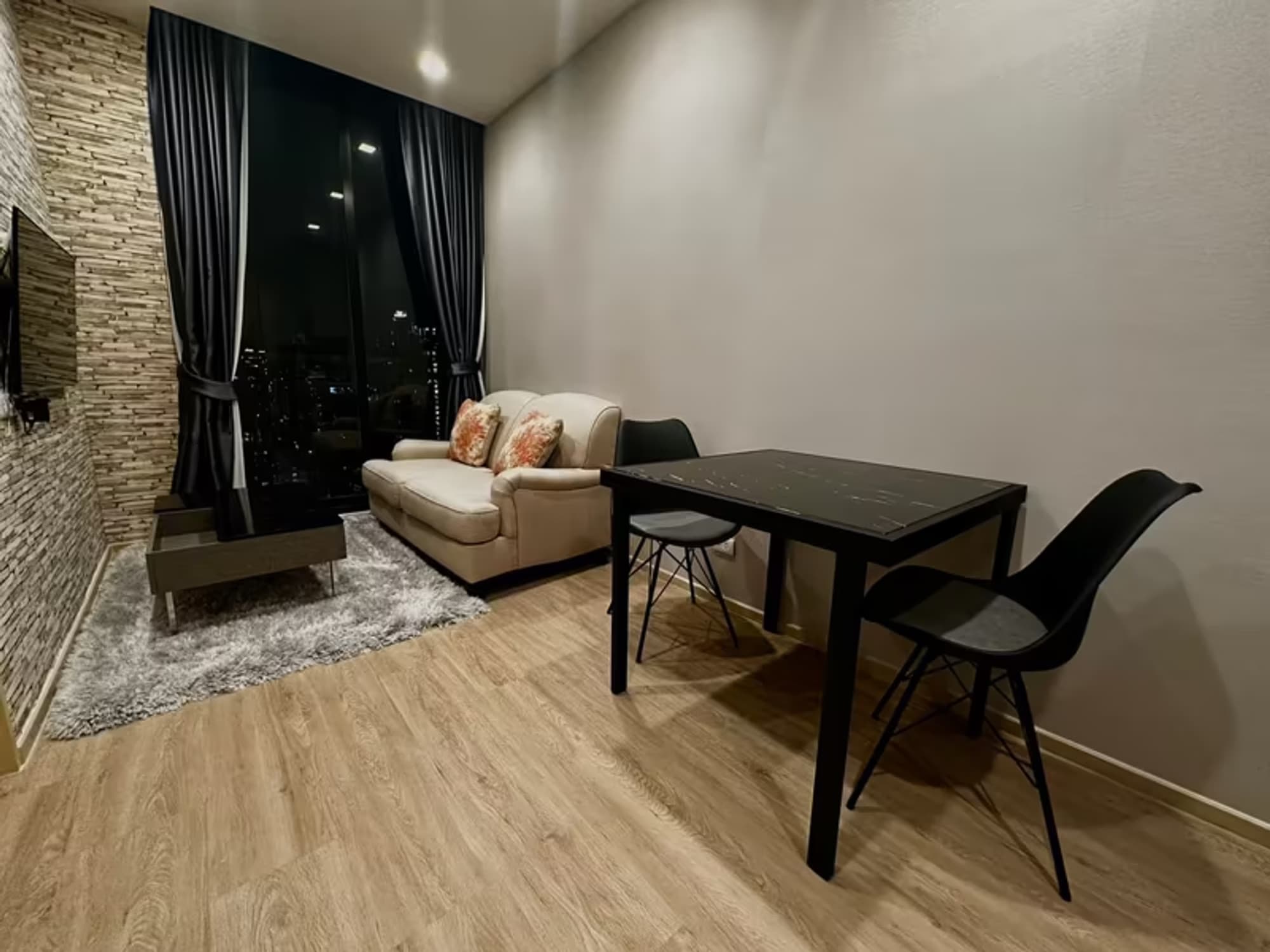 1 Bedroom Condo - Image 6