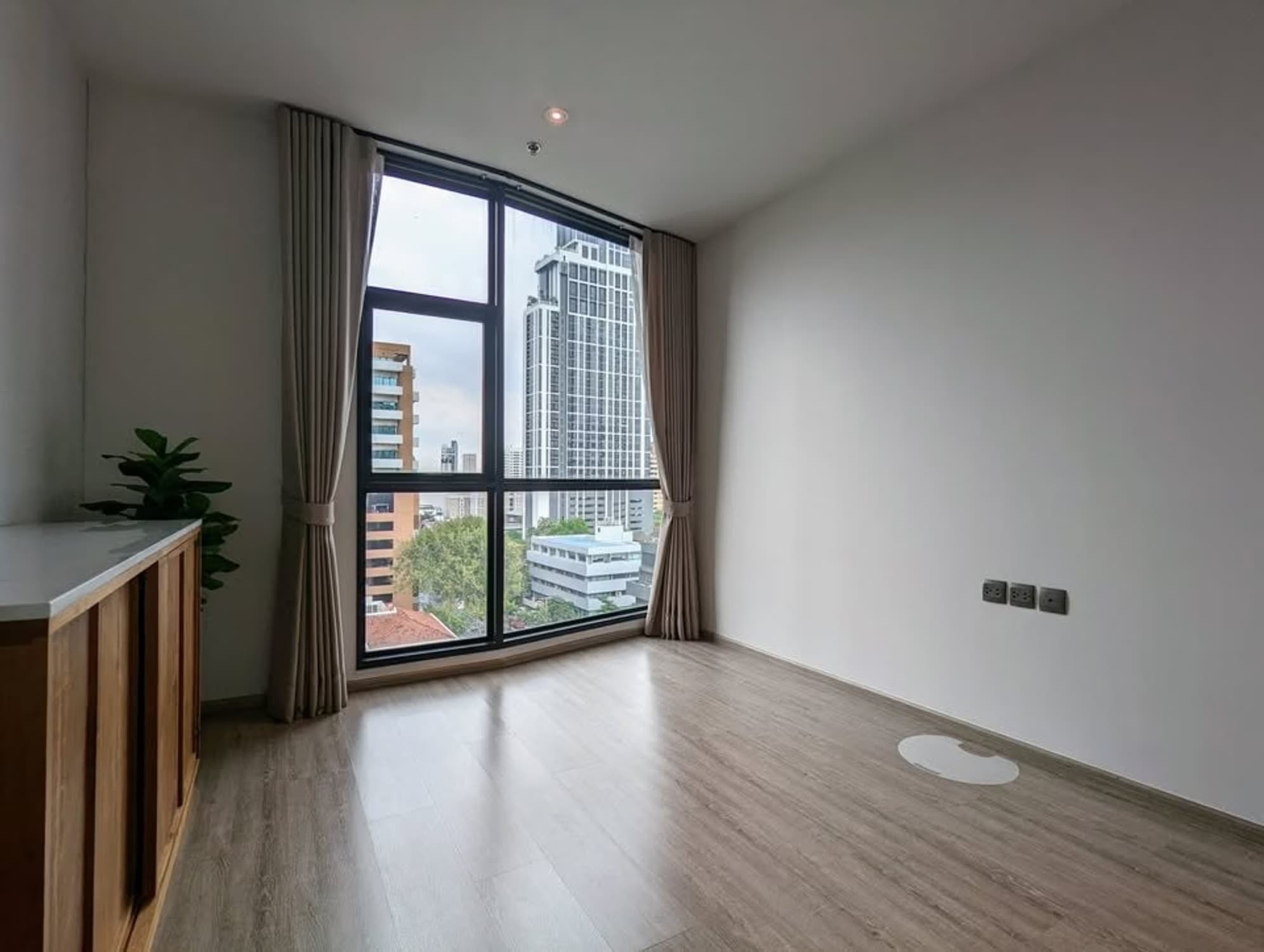 2 Bed Condo for Sale in Watthana - Image 12