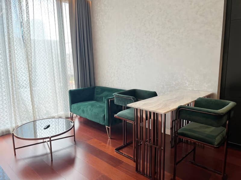 1 Bedroom Condo