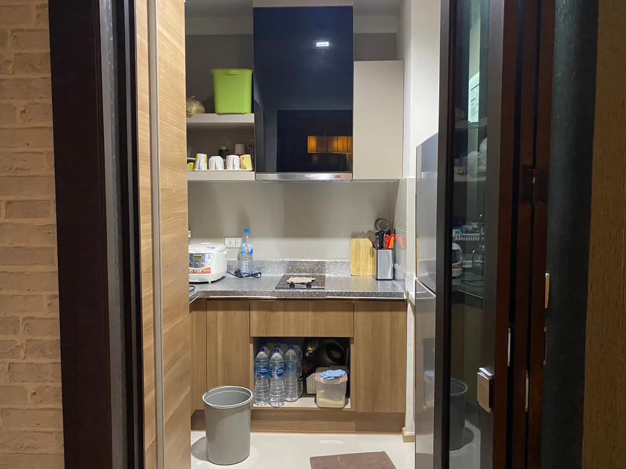 1 ห้องนอน Condo สำหรับ ขาย ใน สาทร - Image 5