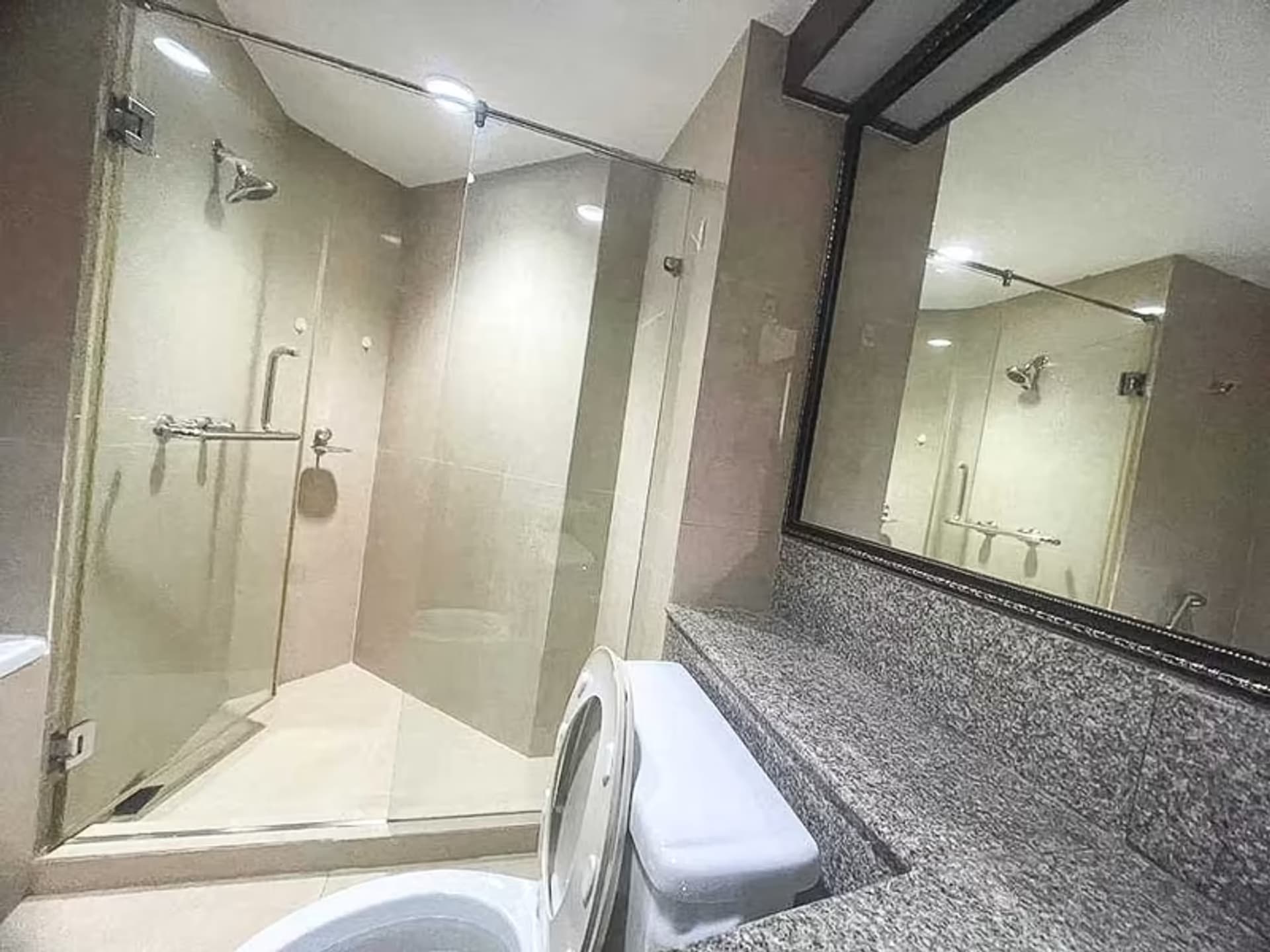 3 Bedroom Condo for Sale at River heaven  - Image 9