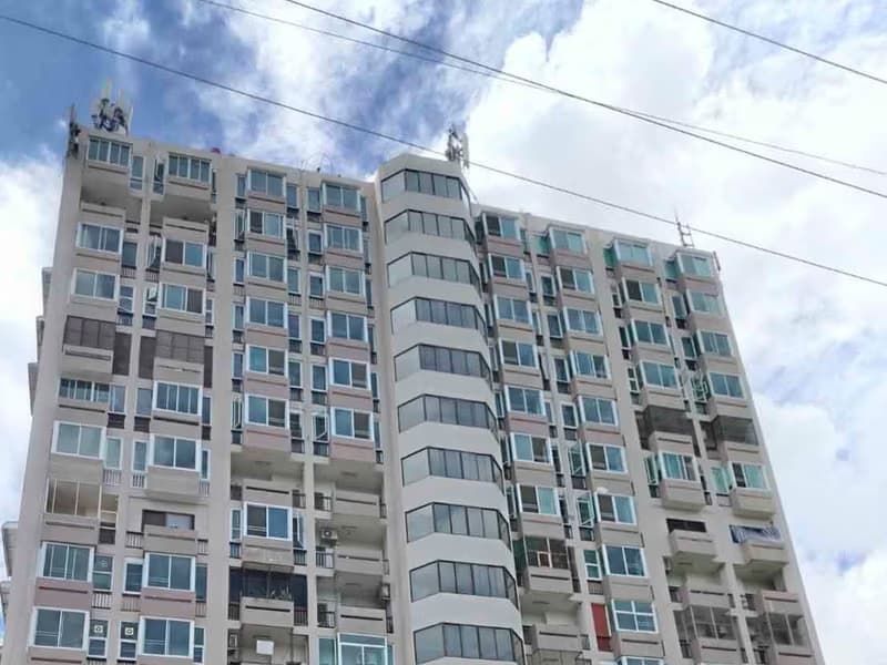 2 Bed Condo for Rent in Saraphi