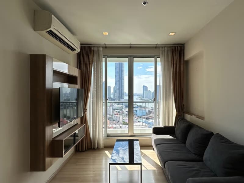 1 Bed Condo for Rent in Sathon