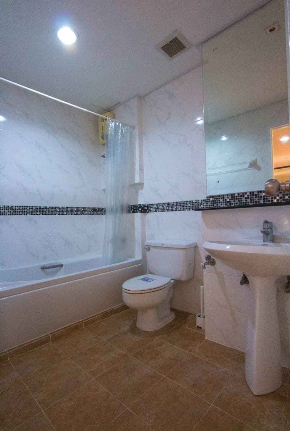 2 ห้องนอน Condo สำหรับ ขาย ใน คลองเตย - Image 12