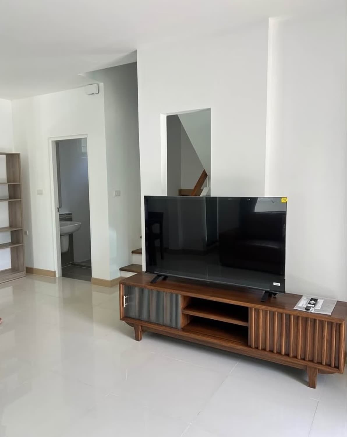 3 Bed House for Rent in Mueang Chiang Mai - Image 4