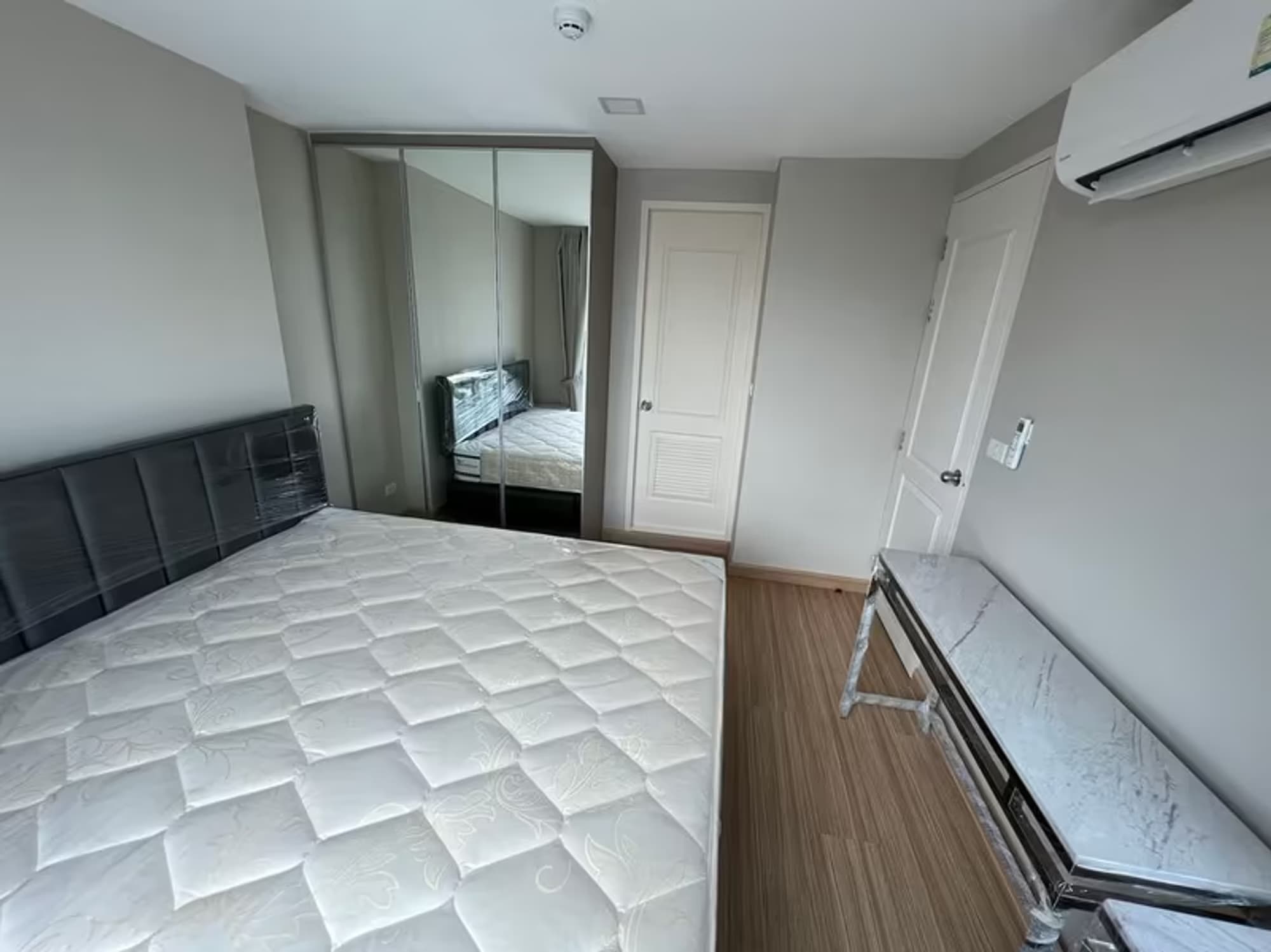  Condo for Rent at Bless Residence Ekkamai - Image 3