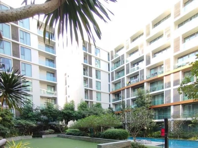 1 Bedroom Condo