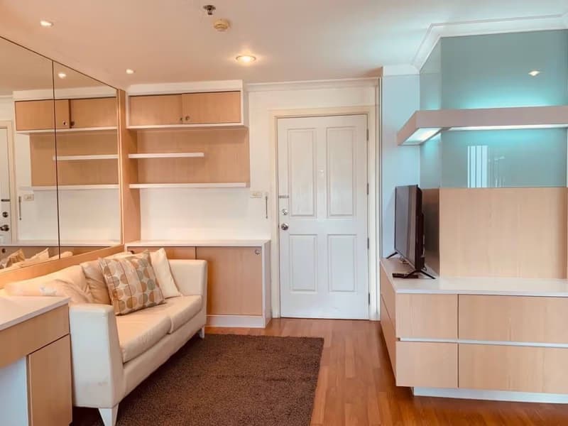 1 Bed Condo for Sale in Huai Khwang