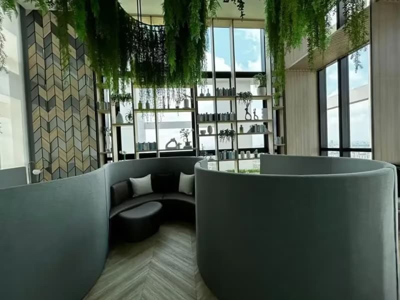 1 Bedroom Condo