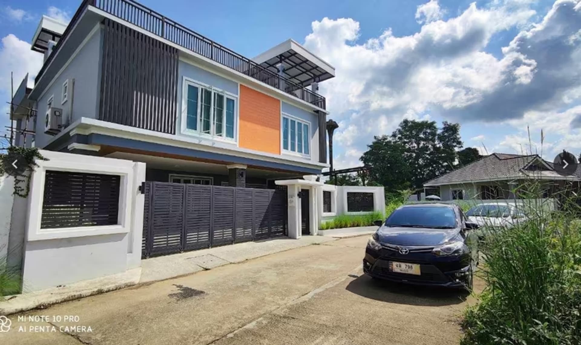 4 Bedroom House - Image 1