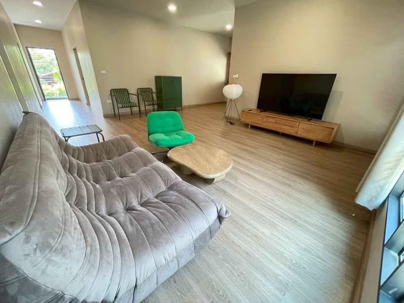 4 Bed House for Rent in Hang Dong