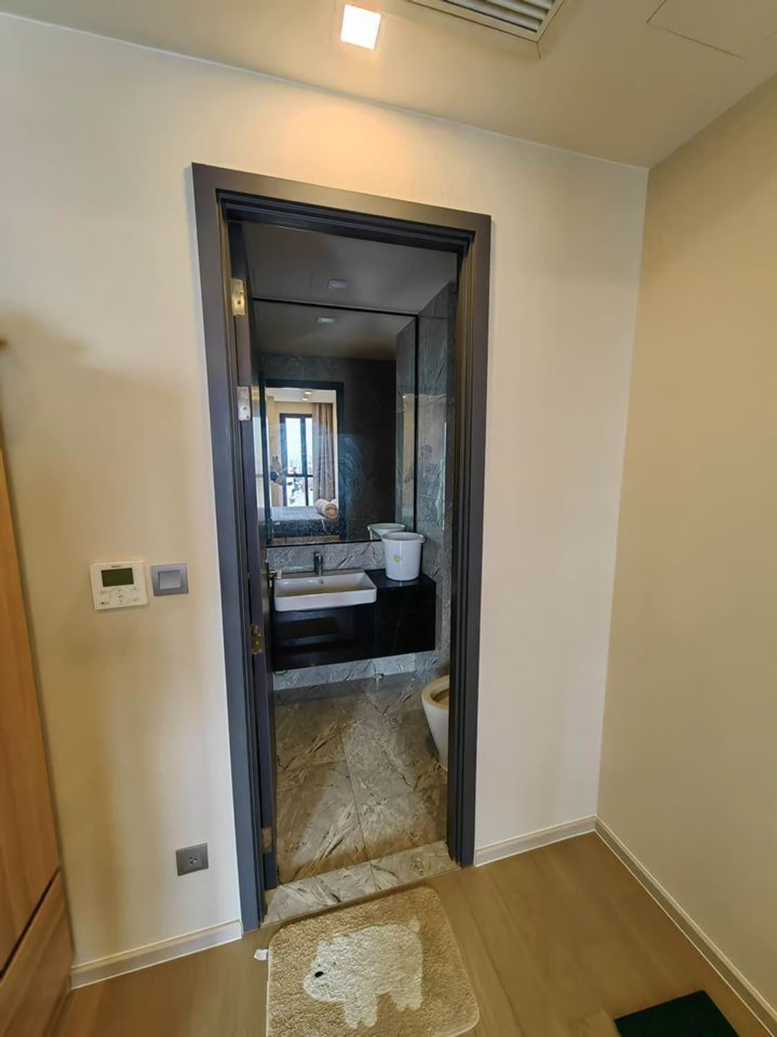 1 Bed Condo for Rent  Near Asok BTS - Image 9