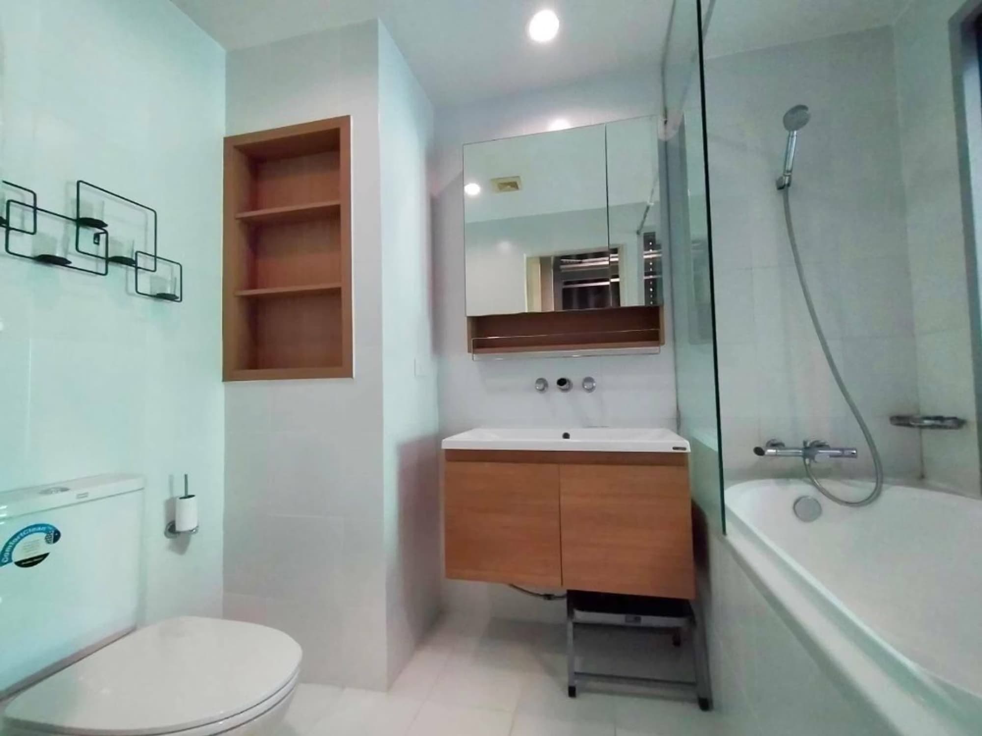 1 Bed Condo for Sale in Khlong Toei - Image 8