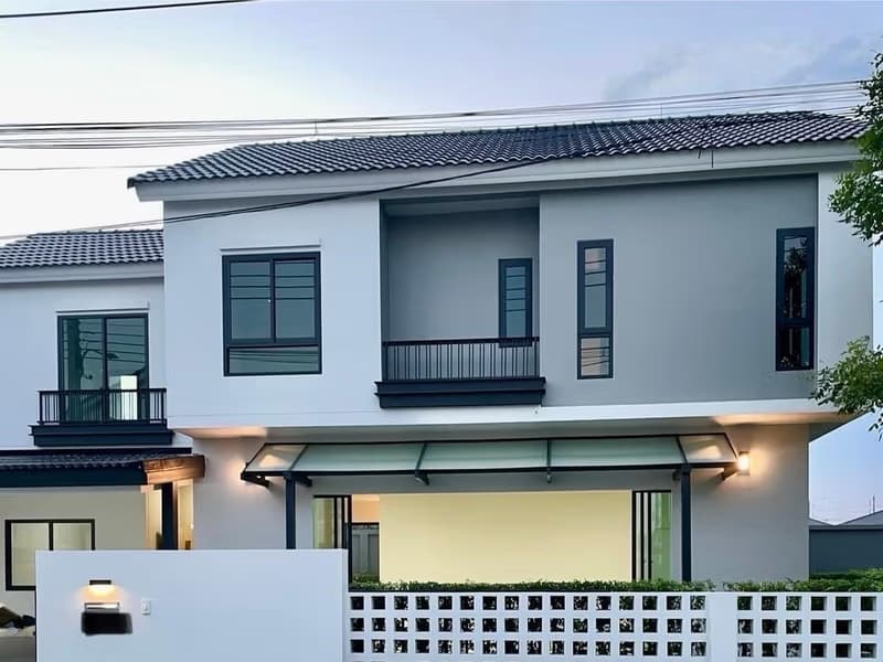 4 Bed House for Rent in Bang Phli