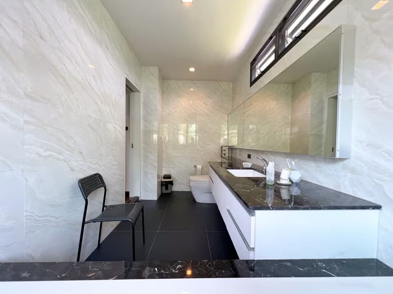 3 Bed House for Rent and Sale in Saraphi