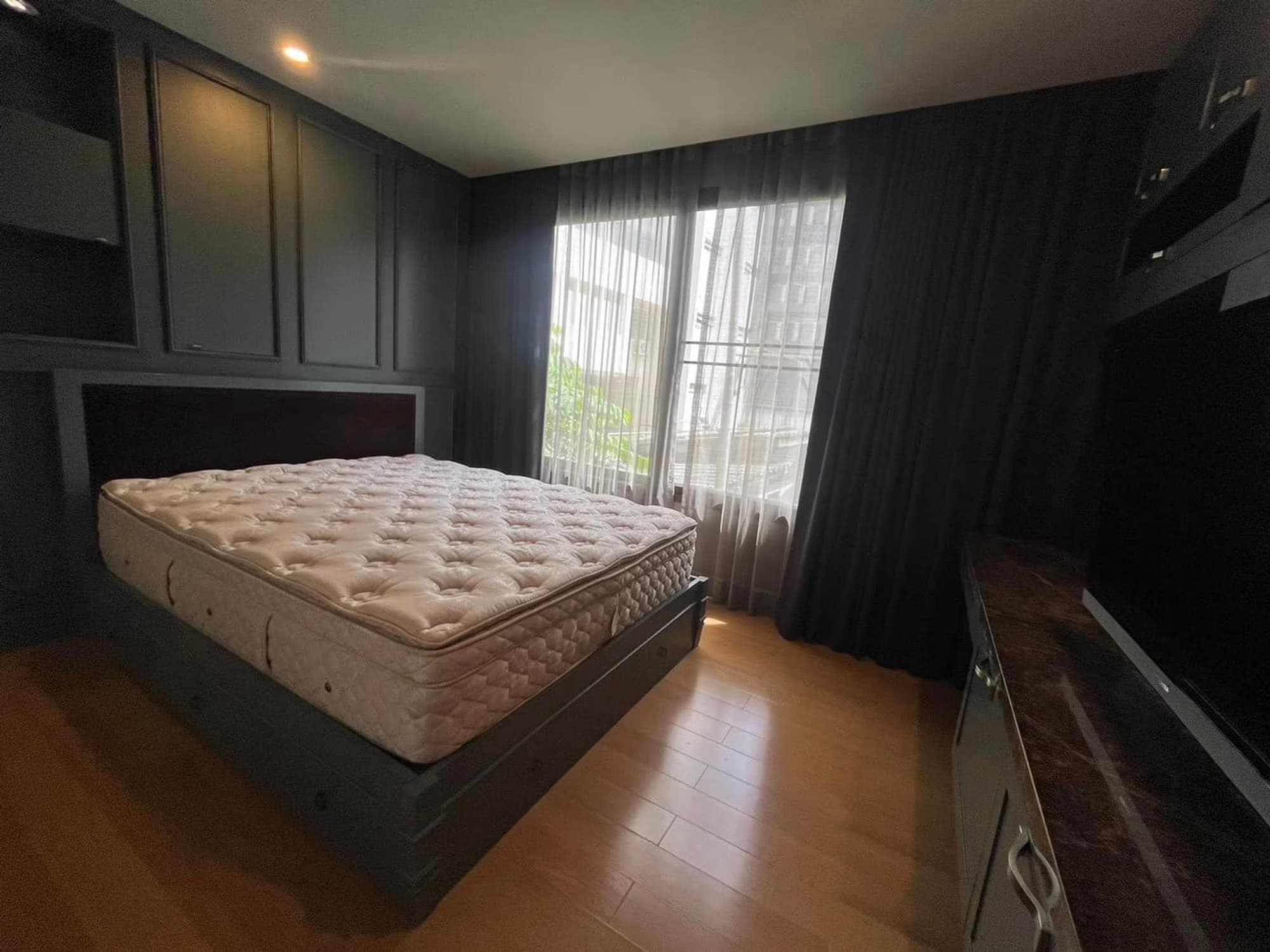 1 Bed Condo for Sale in Bang Rak - Image 4